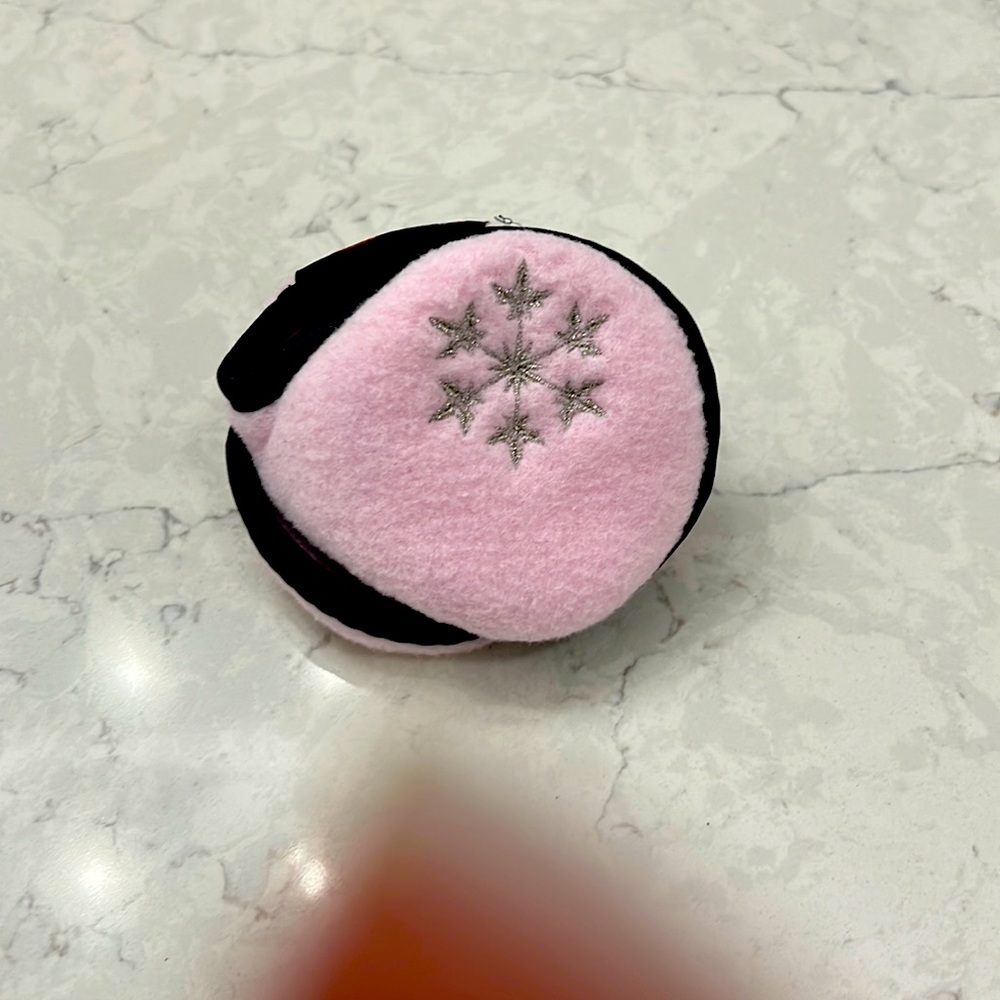 Girls ear grips